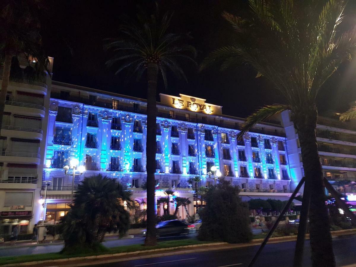 Les Palmiers A 700M De La Mer Niza Exterior foto