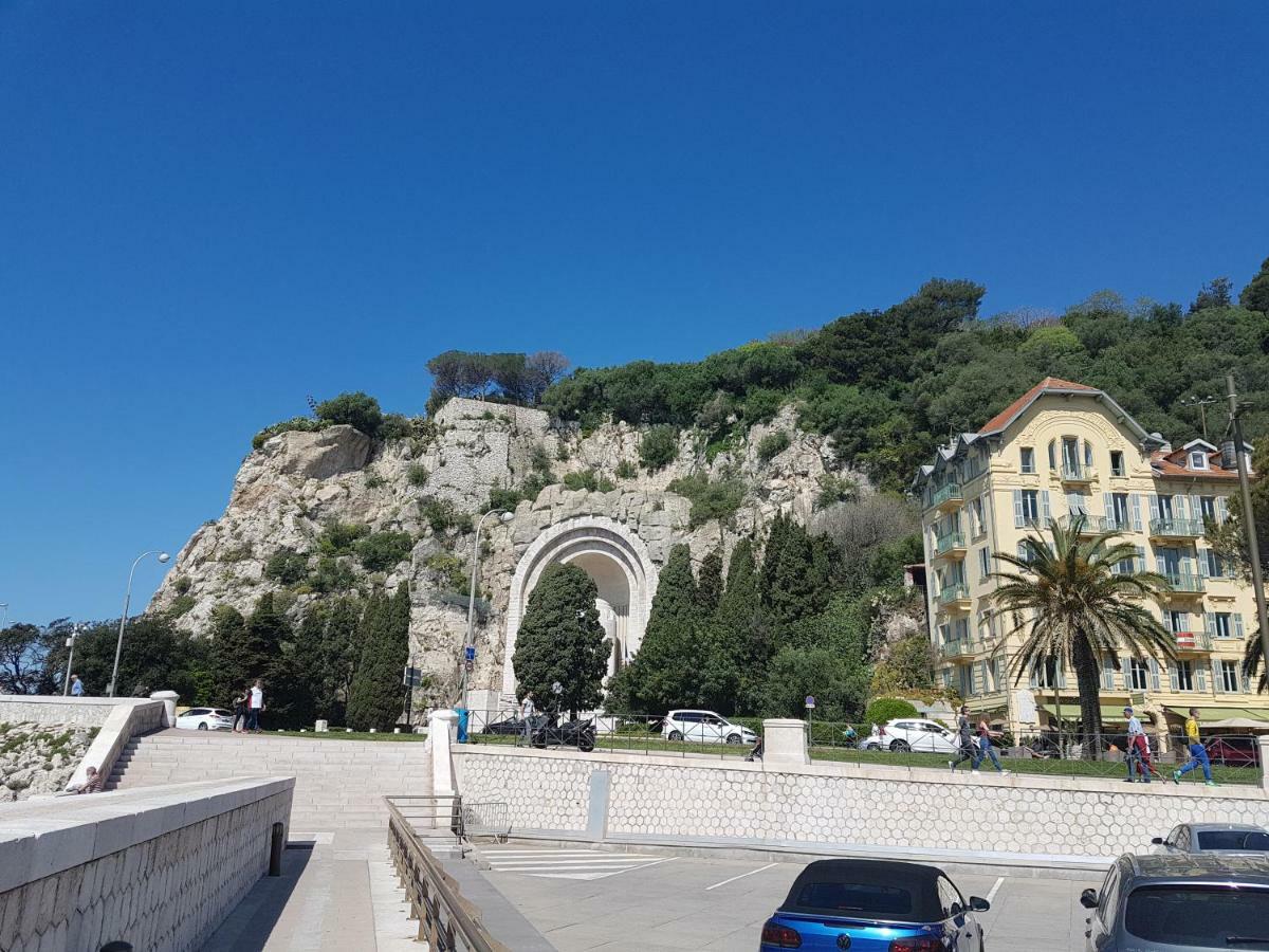 Les Palmiers A 700M De La Mer Niza Exterior foto
